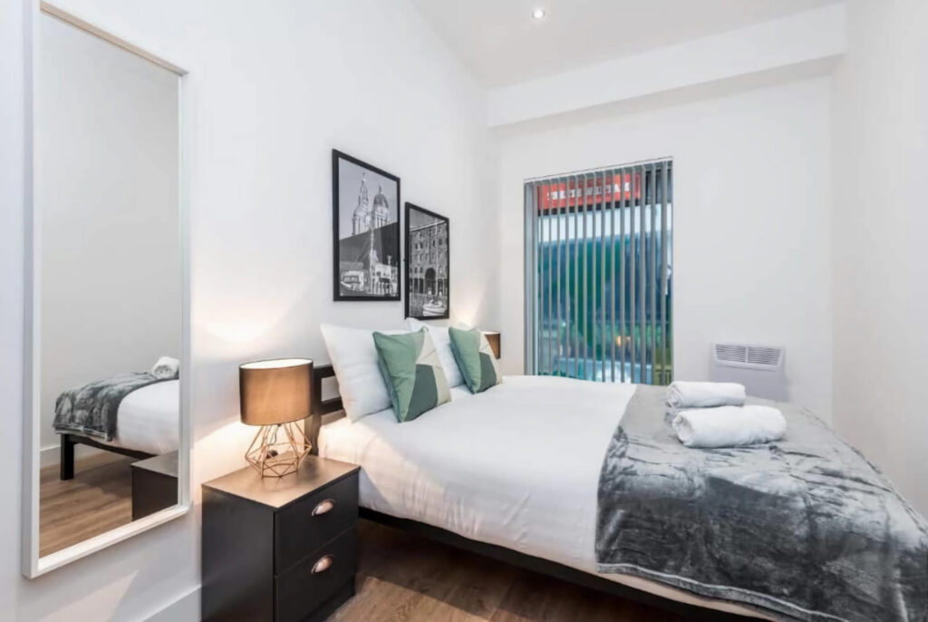 SGT PEPPERS 1-BEDROOM APARTMENT