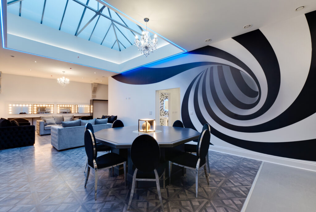 TEMPLE COURT 1-BEDROOM APARTMENT