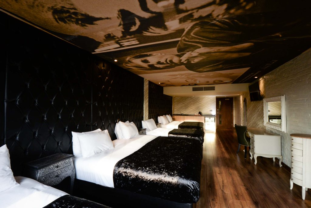 Our Party Pad 16