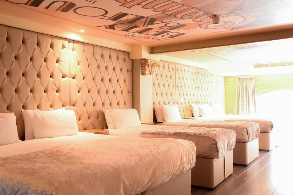 Our Party Pad 24