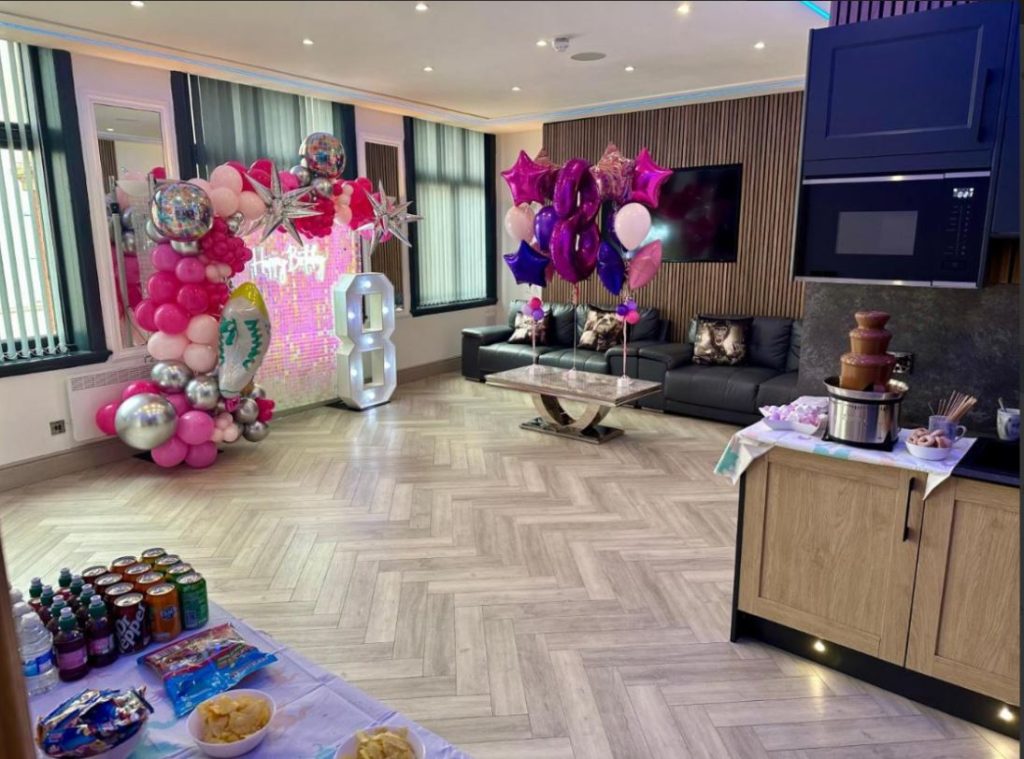 15 Sleeper Party Apartments Liverpool